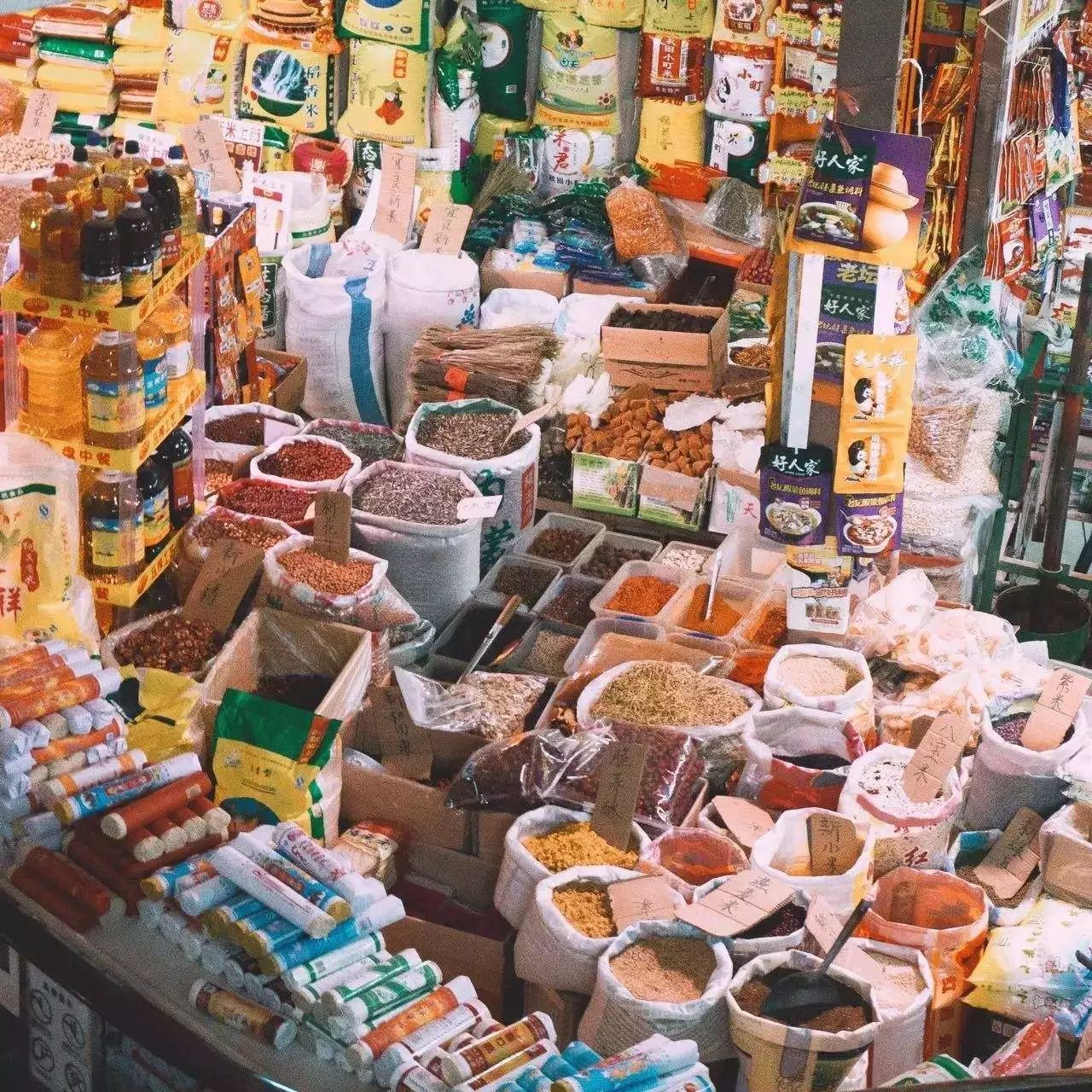 篆新市場管理權收回引關注，商戶經營不變美食依舊